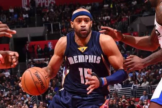 恩怨升级！追梦继续讽刺火箭，回击伊森母亲：在输球前你就已呼吁开战