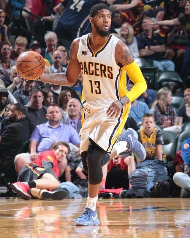 12次在外 12次在外