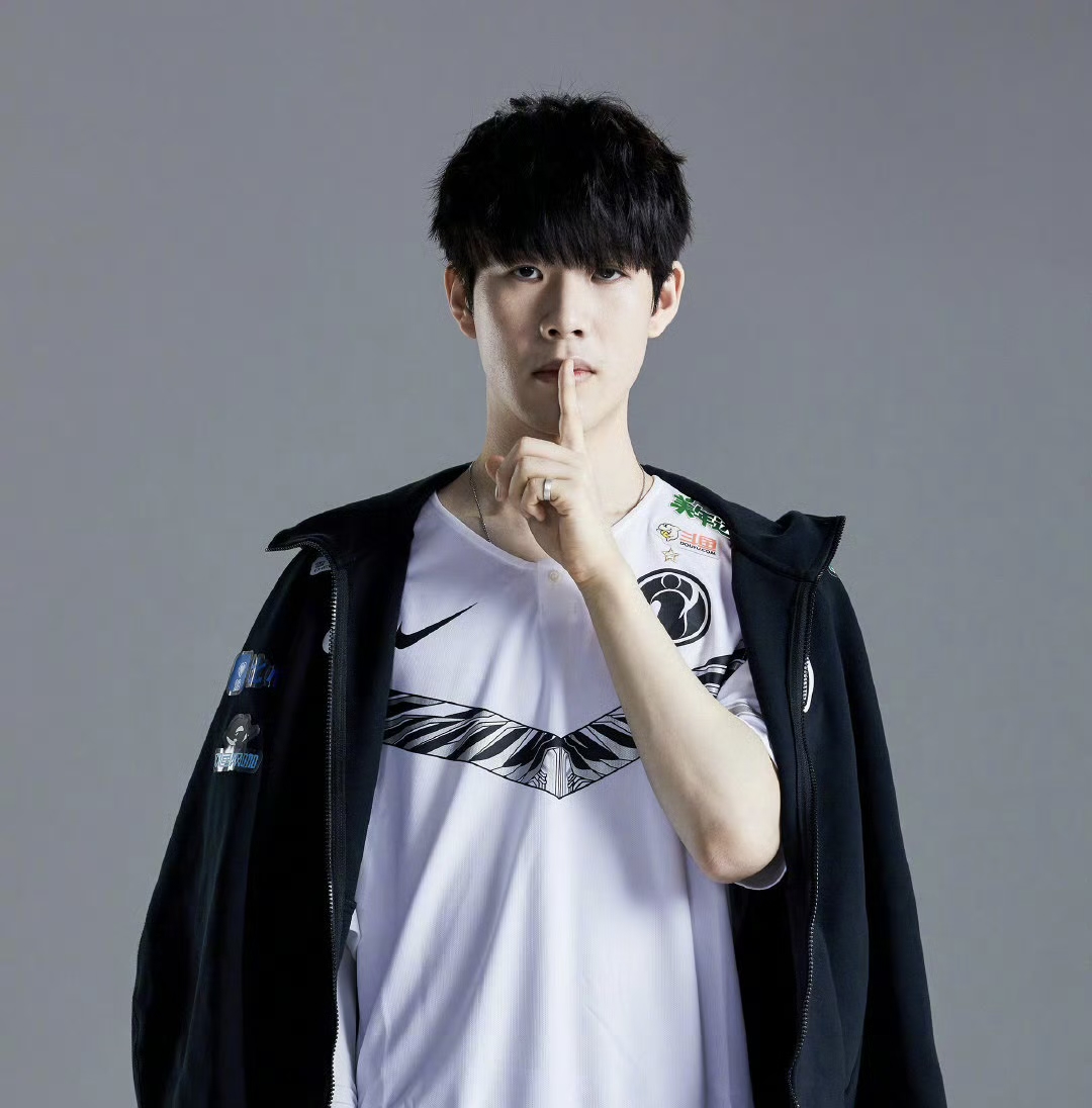 快速多变的 快速多变的