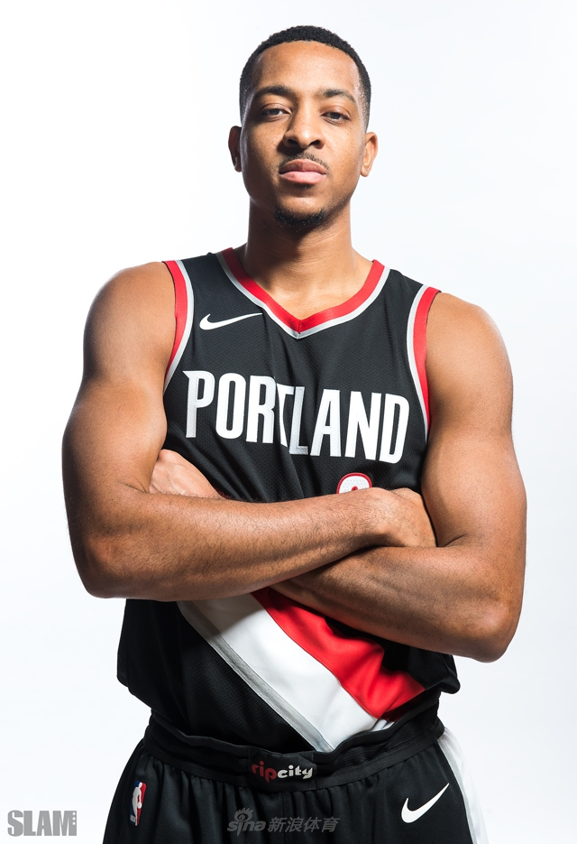 阵容的同时 阵容的同时